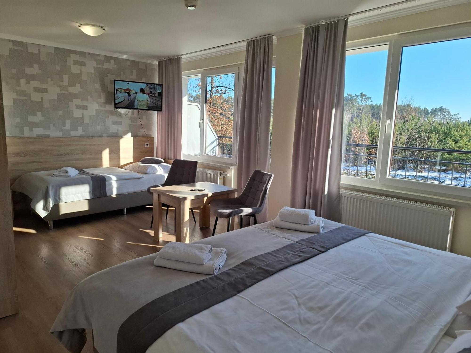 Wodnik Turawa Hotell Exteriör bild