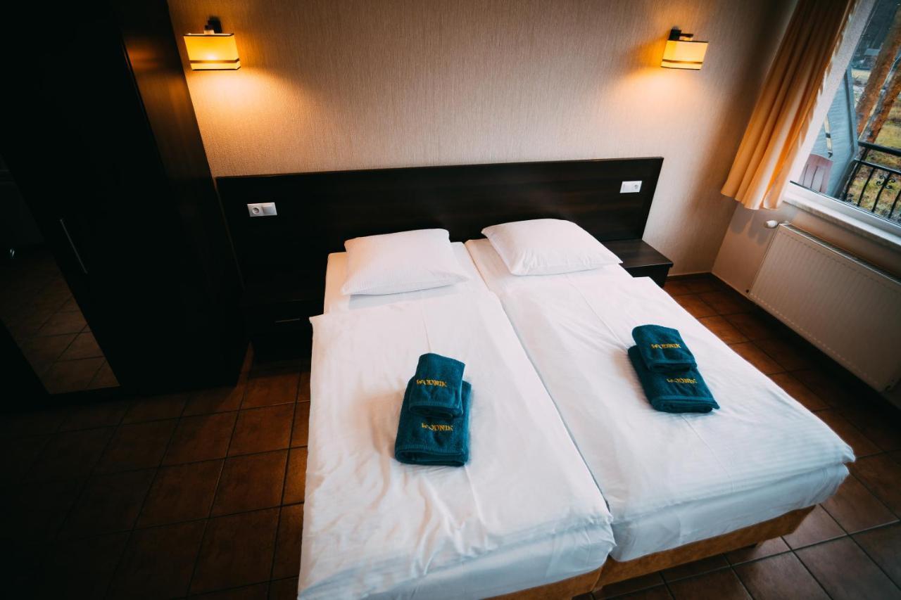 Wodnik Turawa Hotell Exteriör bild