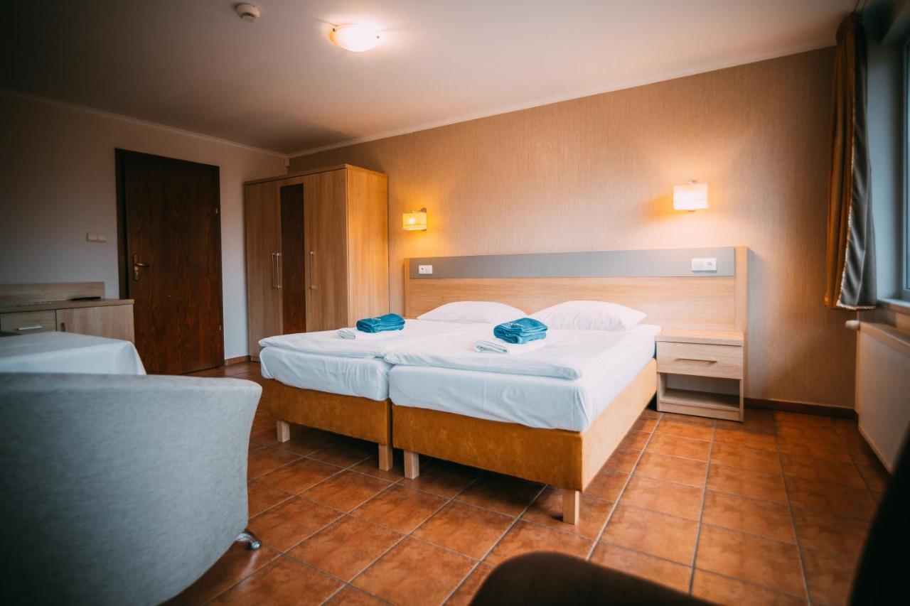 Wodnik Turawa Hotell Exteriör bild