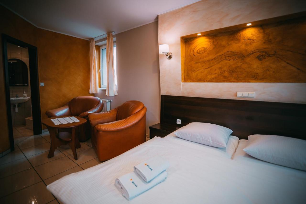 Wodnik Turawa Hotell Exteriör bild